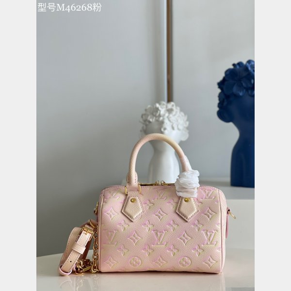 El bolso de Louis Vuitton de 3.200 euros que imita una bolsa isotérmica para  congelados
